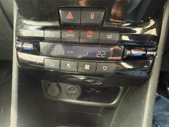 PEUGEOT 2008 1.6 e-HDi Allure SUV 5dr Diesel Manual Euro 5 (s/s) (92 ps)