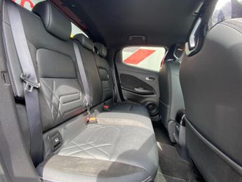 NISSAN JUKE 1.0 DIG-T Premiere Edition SUV 5dr Petrol DCT Auto Euro 6 (s/s) 