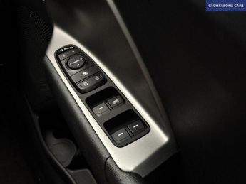KIA NIRO 1.6 GDi 2 SUV 5dr Petrol Hybrid DCT Euro 6 (s/s) (139 bhp)