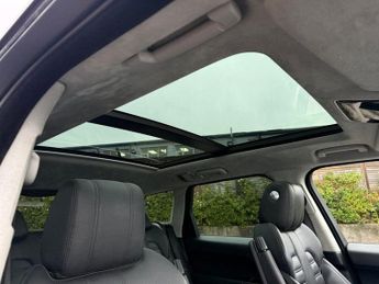 LAND ROVER RANGE ROVER SPORT 3.0 SD V6 Autobiography Dynamic SUV 5dr Diesel Auto 4WD Euro 6-F