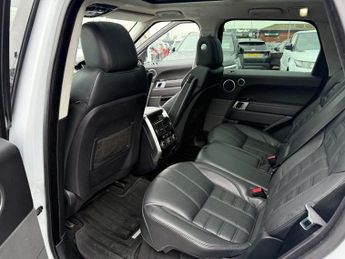 LAND ROVER RANGE ROVER SPORT 3.0 SD V6 Autobiography Dynamic SUV 5dr Diesel Auto 4WD Euro 6-F
