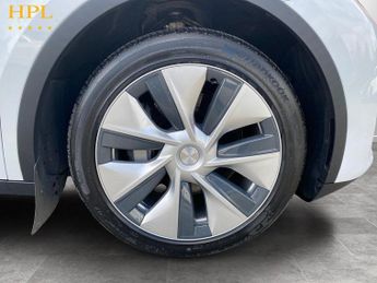 TESLA MODEL Y (Dual Motor) Long Range SUV 5dr Electric Auto 4WDE (384 bhp)