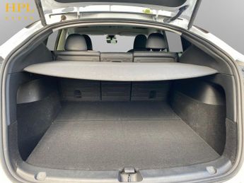TESLA MODEL Y (Dual Motor) Long Range SUV 5dr Electric Auto 4WDE (384 bhp)