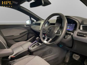 RENAULT CLIO 1.6 E-TECH techno Hatchback 5dr Petrol Hybrid Auto Euro 6 (s/s) 