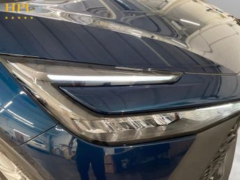 TOYOTA C-HR 1.8 VVT-h Icon SUV 5dr Petrol Hybrid CVT Euro 6 (s/s) (140 ps)
