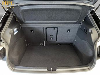 VOLKSWAGEN ID.3 Pure 52kWh Match Hatchback 5dr Electric Auto (170 ps)
