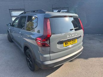 DACIA JOGGER 1.0 TCe Extreme SE MPV 5dr Petrol Manual Euro 6 (s/s) (110 ps)