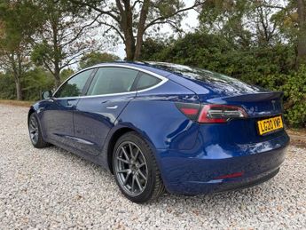 TESLA Model 3 (Dual Motor) Long Range Saloon 4dr Electric Auto 4WDE (346 ps)