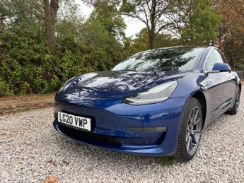 TESLA Model 3 (Dual Motor) Long Range Saloon 4dr Electric Auto 4WDE (346 ps)