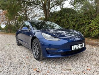 TESLA Model 3 (Dual Motor) Long Range Saloon 4dr Electric Auto 4WDE (346 ps)