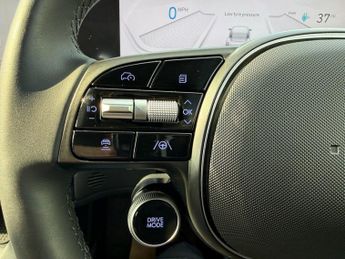 HYUNDAI IONIQ 6 77.4kWh Premium Saloon 4dr Electric Auto (228 ps)