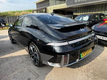 HYUNDAI IONIQ 6 77.4kWh Premium Saloon 4dr Electric Auto (228 ps)