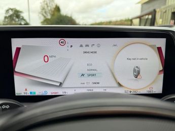 HYUNDAI IONIQ 6 77.4kWh Premium Saloon 4dr Electric Auto (228 ps)