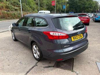 FORD FOCUS 1.6 Zetec Estate 5dr Petrol Powershift Euro 5 (125 ps)