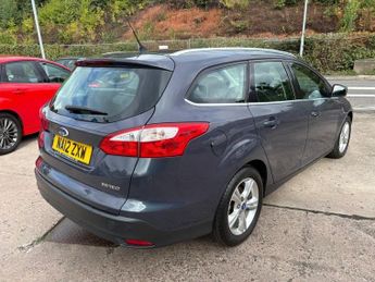 FORD FOCUS 1.6 Zetec Estate 5dr Petrol Powershift Euro 5 (125 ps)