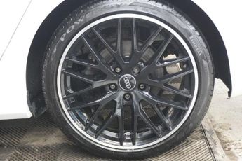 AUDI A3 2.0 TDI 35 Black Edition Saloon 4dr Diesel S Tronic Euro 6 (s/s)