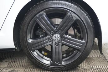 VOLKSWAGEN GOLF 2.0 TSI R Estate 5dr Petrol DSG 4Motion Euro 6 (s/s) (310 ps)