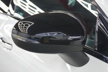 MERCEDES-BENZ CLA 1.3 CLA200 AMG Line Night Edition (Premium Plus) Shooting Brake 