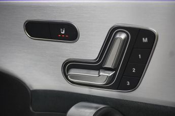 MERCEDES-BENZ CLA 1.3 CLA200 AMG Line Night Edition (Premium Plus) Shooting Brake 