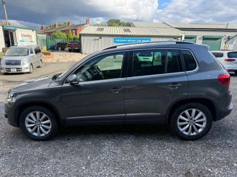 VOLKSWAGEN TIGUAN 2.0 TDI BlueMotion Tech Match SUV 5dr Diesel Manual 2WD Euro 5 (