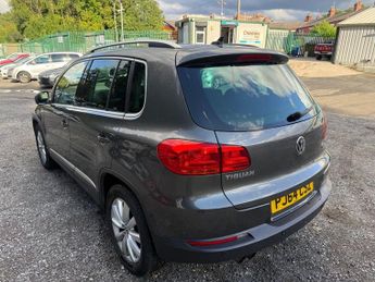 VOLKSWAGEN TIGUAN 2.0 TDI BlueMotion Tech Match SUV 5dr Diesel Manual 2WD Euro 5 (