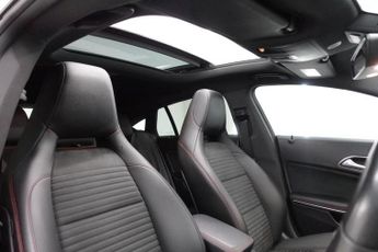 MERCEDES-BENZ CLA 2.1 CLA220d AMG Line Shooting Brake 5dr Diesel 7G-DCT Euro 6 (s/