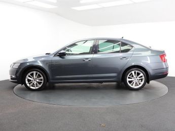 SKODA OCTAVIA 1.5 TSI GPF ACT SE L Hatchback 5dr Petrol DSG Euro 6 (s/s) (150 