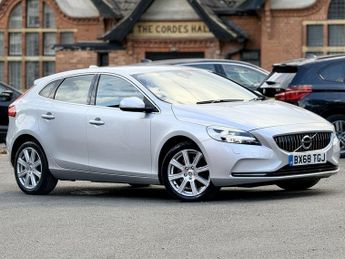 VOLVO V40 1.5 T2 GPF Inscription Hatchback 5dr Petrol Auto Euro 6 (s/s) (1