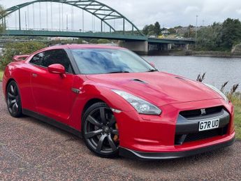 Nissan GT-R 3.8 V6 Black Edition Coupe 2dr Petrol Auto 4WD Euro 4 (485 ps)