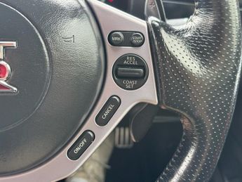NISSAN GT-R 3.8 V6 Black Edition Coupe 2dr Petrol Auto 4WD Euro 4 (485 ps)