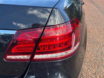 MERCEDES-BENZ E CLASS 2.1 E220 BlueTEC AMG Line Saloon 4dr Diesel G-Tronic+ Euro 6 (s/