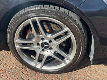 MERCEDES-BENZ E CLASS 2.1 E220 BlueTEC AMG Line Saloon 4dr Diesel G-Tronic+ Euro 6 (s/