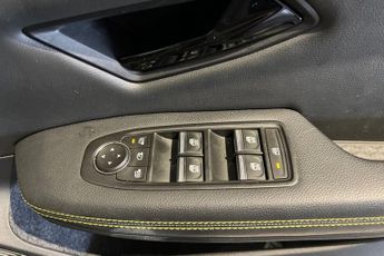 RENAULT MEGANE comfort range 60kWh techno Hatchback 5dr Electric Auto (22kW Cha