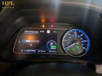 NISSAN LEAF 39kWh N-Connecta Hatchback 5dr Electric Auto (150 ps)