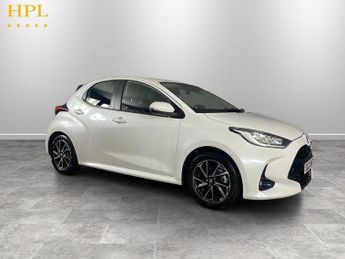 Toyota Yaris 1.5 VVT-h Design Hatchback 5dr Petrol Hybrid E-CVT Euro 6 (s/s) 