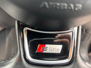AUDI Q5 2.0 TDI S line Plus SUV 5dr Diesel S Tronic quattro Euro 6 (s/s)