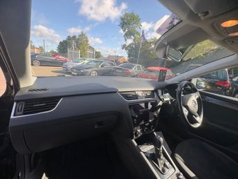 SKODA OCTAVIA 2.0 TDI Scout Estate 5dr Diesel DSG 4WD Euro 6 (s/s) (150 ps)