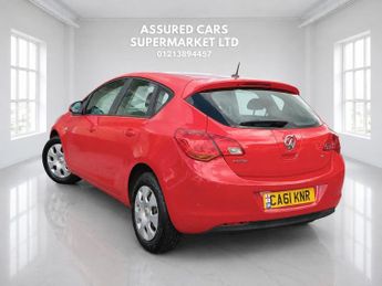 VAUXHALL ASTRA 1.6 16v Exclusiv Hatchback 5dr Petrol Auto Euro 5 (115 ps)
