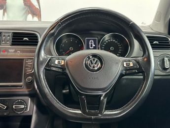 VOLKSWAGEN POLO 1.2 TSI BlueMotion Tech SE Hatchback 5dr Petrol DSG Euro 6 (s/s)