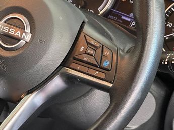 NISSAN JUKE 1.6 Tekna+ SUV 5dr Petrol Hybrid Auto Euro 6 (143 ps)