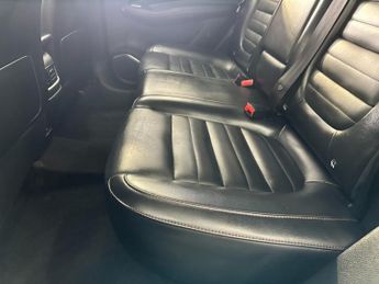 MG MG HS 1.5 T-GDI Exclusive SUV 5dr Petrol DCT Euro 6 (s/s) (162 ps)