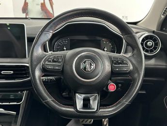 MG MG HS 1.5 T-GDI Exclusive SUV 5dr Petrol DCT Euro 6 (s/s) (162 ps)