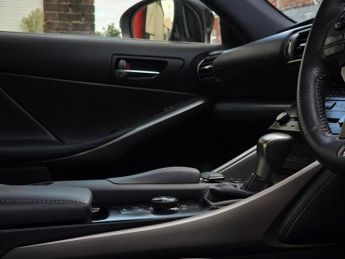 LEXUS IS 2.5 300h F Sport Saloon 4dr Petrol Hybrid E-CVT Euro 5 (s/s) (22