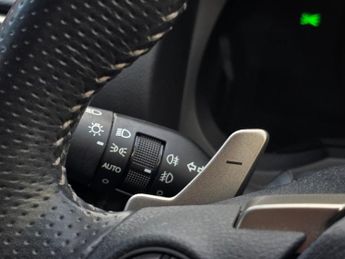LEXUS IS 2.5 300h F Sport Saloon 4dr Petrol Hybrid E-CVT Euro 5 (s/s) (22