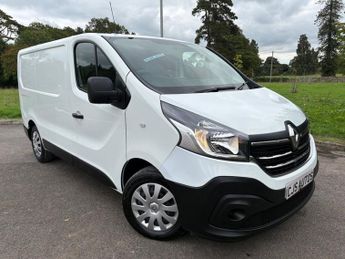 Renault Trafic 2.0 dCi ENERGY 28 Business+ Panel Van 5dr Diesel Manual SWB Stan