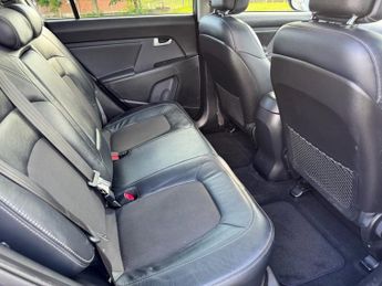 KIA SPORTAGE 2.0 CRDi KX-2 SUV 5dr Diesel Manual AWD Euro 5 (134 bhp)