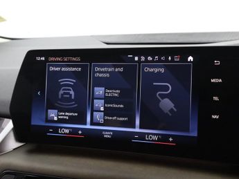 BMW 2 SERIES ACTIVE TOURER 1.5 225xe 16.3kWh Luxury MPV 5dr Petrol Plug-in Hybrid DCT 4WD E