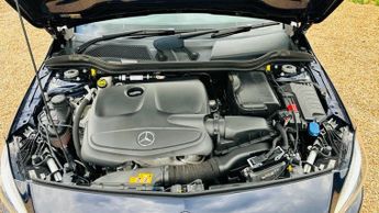 MERCEDES-BENZ A CLASS 1.6 A180 Sport Edition Hatchback 5dr Petrol 7G-DCT Euro 6 (s/s) 