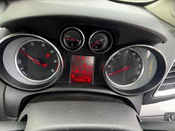 VAUXHALL MOKKA 1.7 CDTi Tech Line SUV 5dr Diesel Manual 4WD Euro 5 (s/s) (130 p