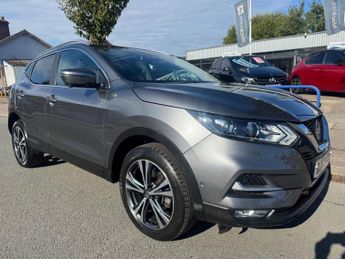 Nissan Qashqai 1.3 DIG-T N-Connecta SUV 5dr Petrol Manual Euro 6 (s/s) (140 ps)
